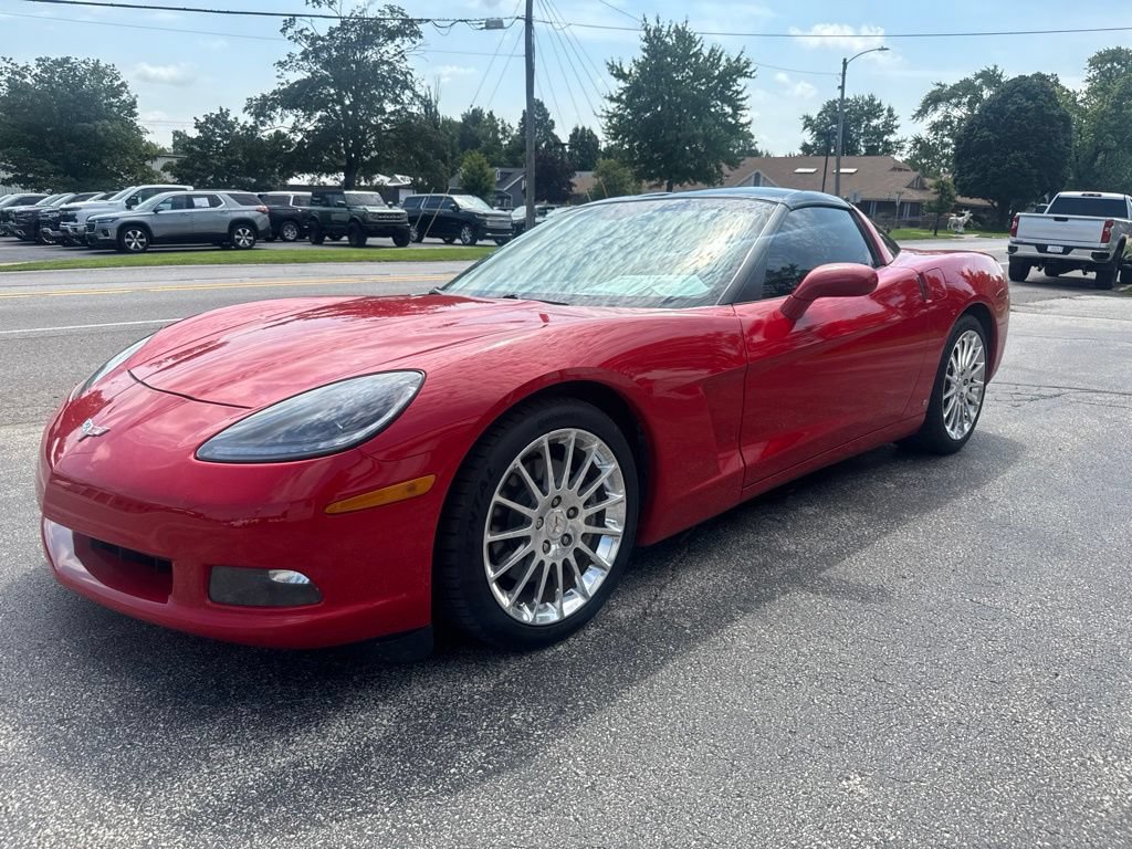Used 2008 Chevrolet Corvette Coupe w/ Preferred Equipment Group RWD image 3