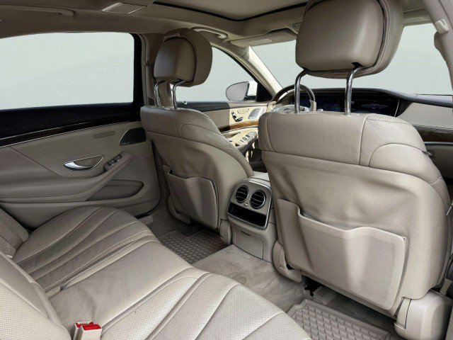 Used 2017 Mercedes-Benz S 550 Sedan image 46