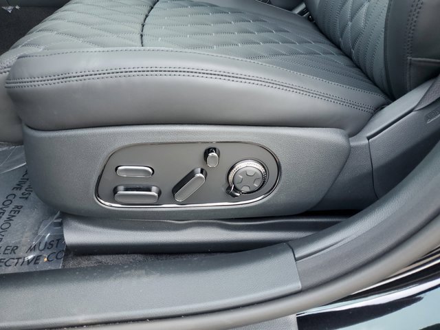 New 2026 Genesis G90 3.5T Prestige image 13