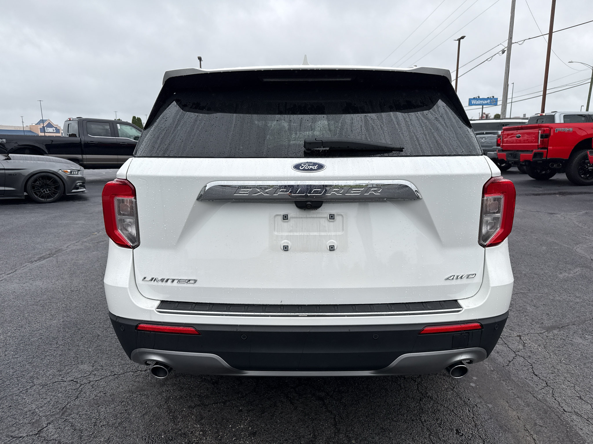 Used 2023 Ford Explorer Limited w/ Limited Technology Package AWD/4WD image 7