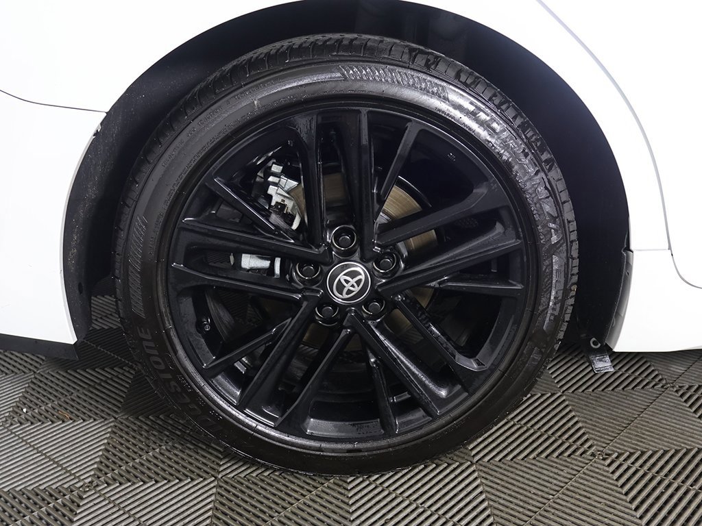 Used 2025 Toyota Camry SE image 18