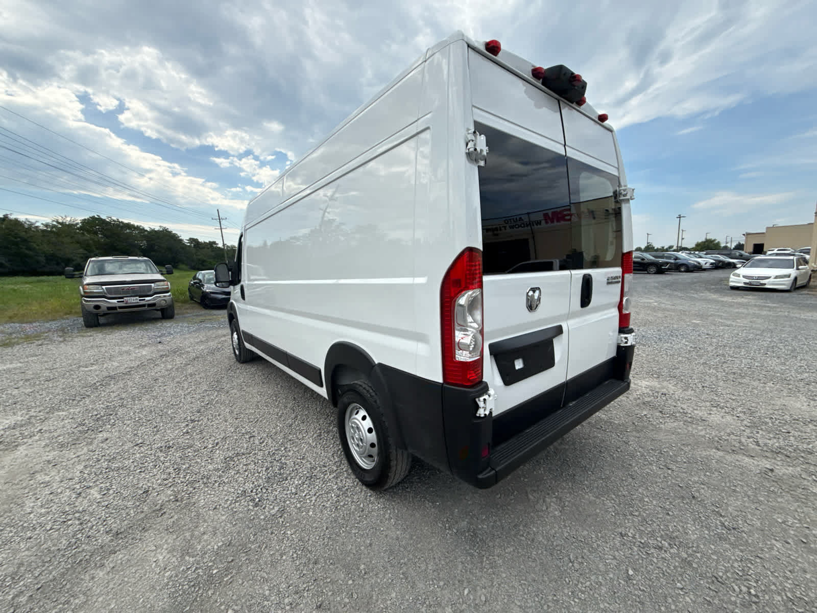 Used 2023 RAM ProMaster 2500 FWD image 11