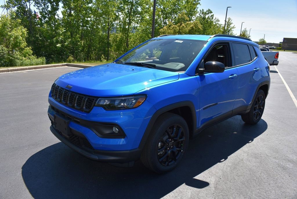 New 2026 Jeep Compass Latitude AWD/4WD image 8