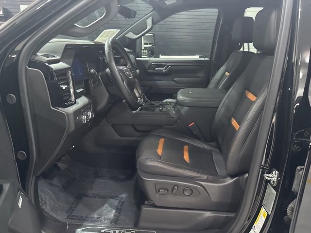 Used 2024 GMC Sierra 2500 AT4 w/ Technology Package image 10