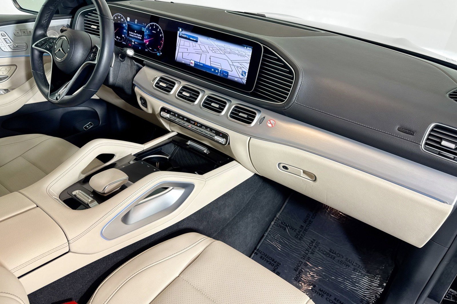 Used 2025 Mercedes-Benz GLS 450 4MATIC image 29