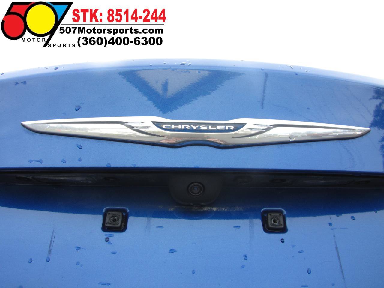 Used 2016 Chrysler 200 Limited FWD image 12