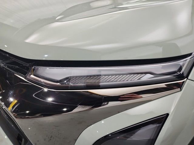 New 2026 Chevrolet Equinox ACTIV w/ Convenience Package III image 38