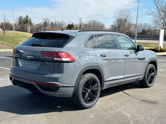 Certified 2023 Volkswagen Atlas Cross Sport SEL R-Line image 6
