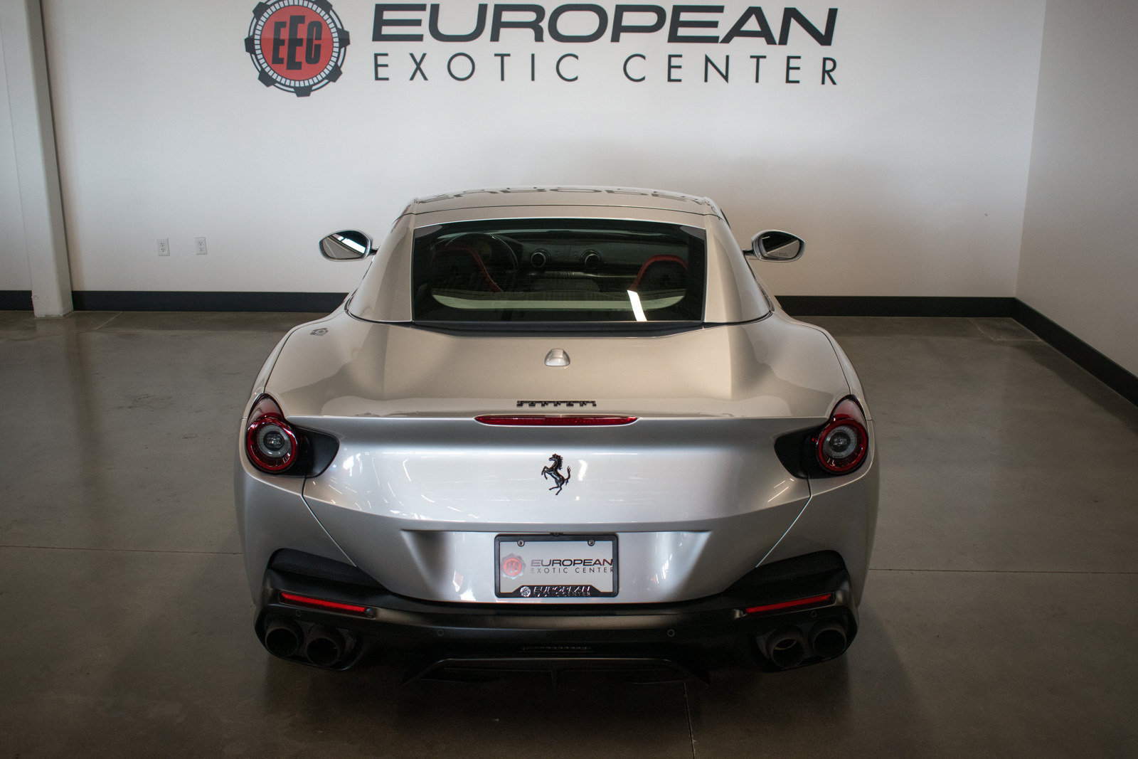 Used 2019 Ferrari Portofino RWD image 36