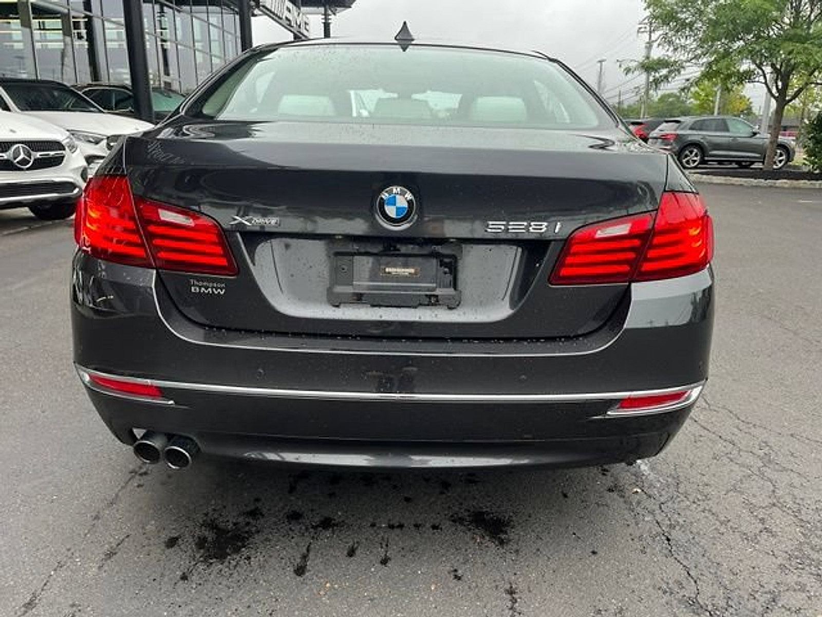 Used 2015 BMW 528i xDrive Sedan AWD/4WD image 6