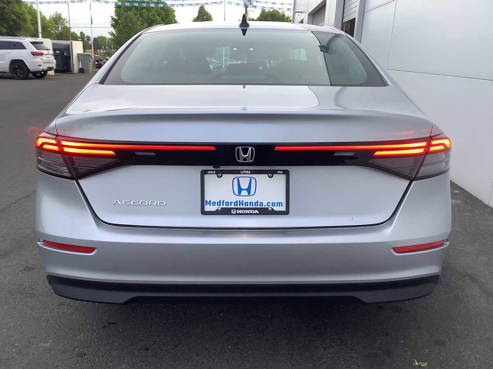 Certified 2025 Honda Accord SE image 5