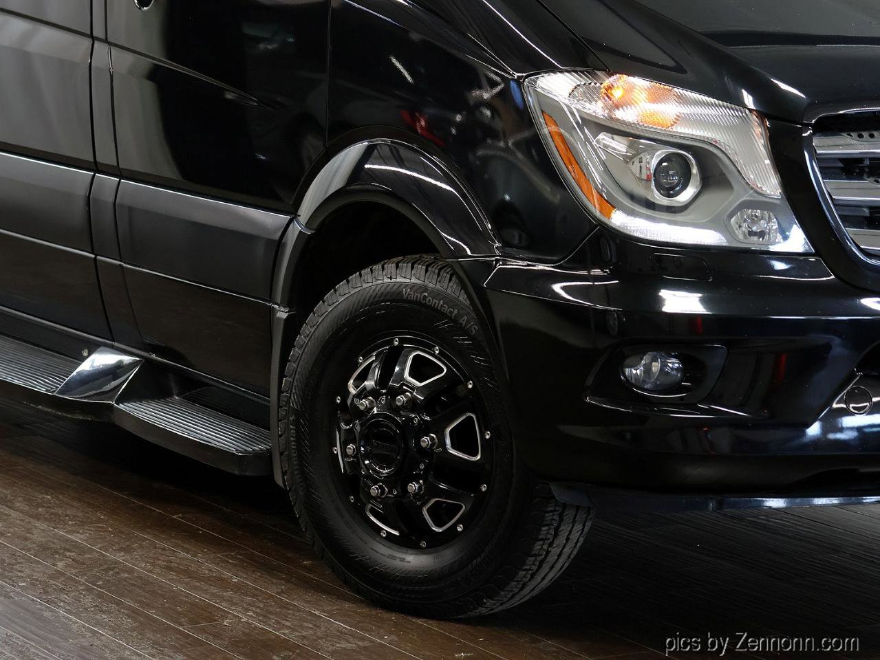 Used 2018 Mercedes-Benz Sprinter 3500 image 3