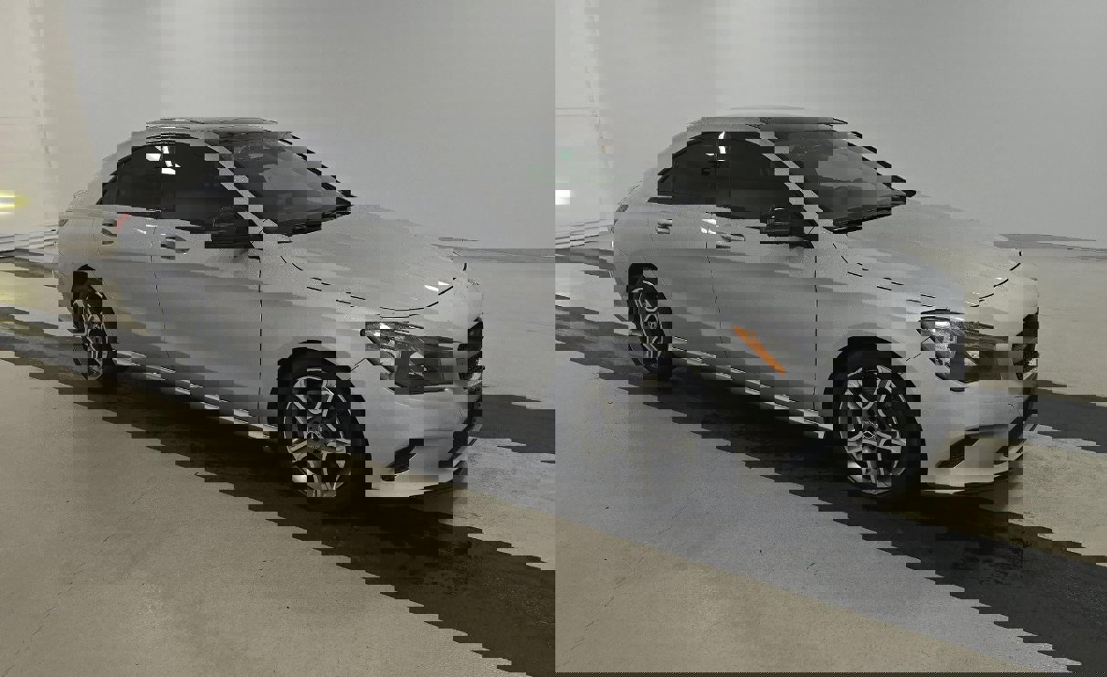 Used 2018 Mercedes-Benz CLA 250 4MATIC image 5