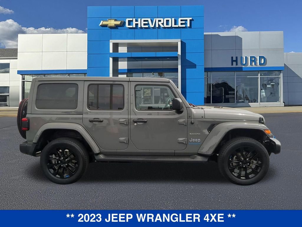 Used 2023 Jeep Wrangler Unlimited Sahara w/ Cold Weather Group AWD/4WD image 3