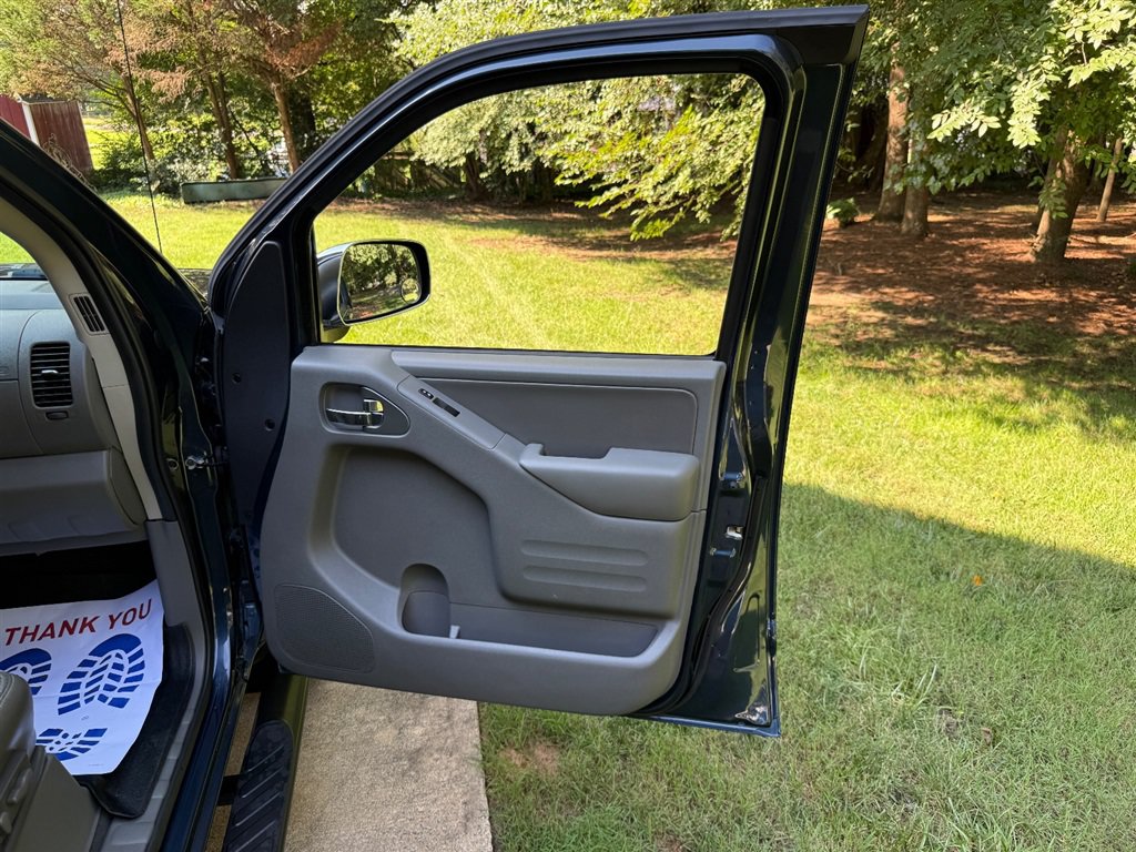 Used 2019 Nissan Frontier SL AWD/4WD image 54