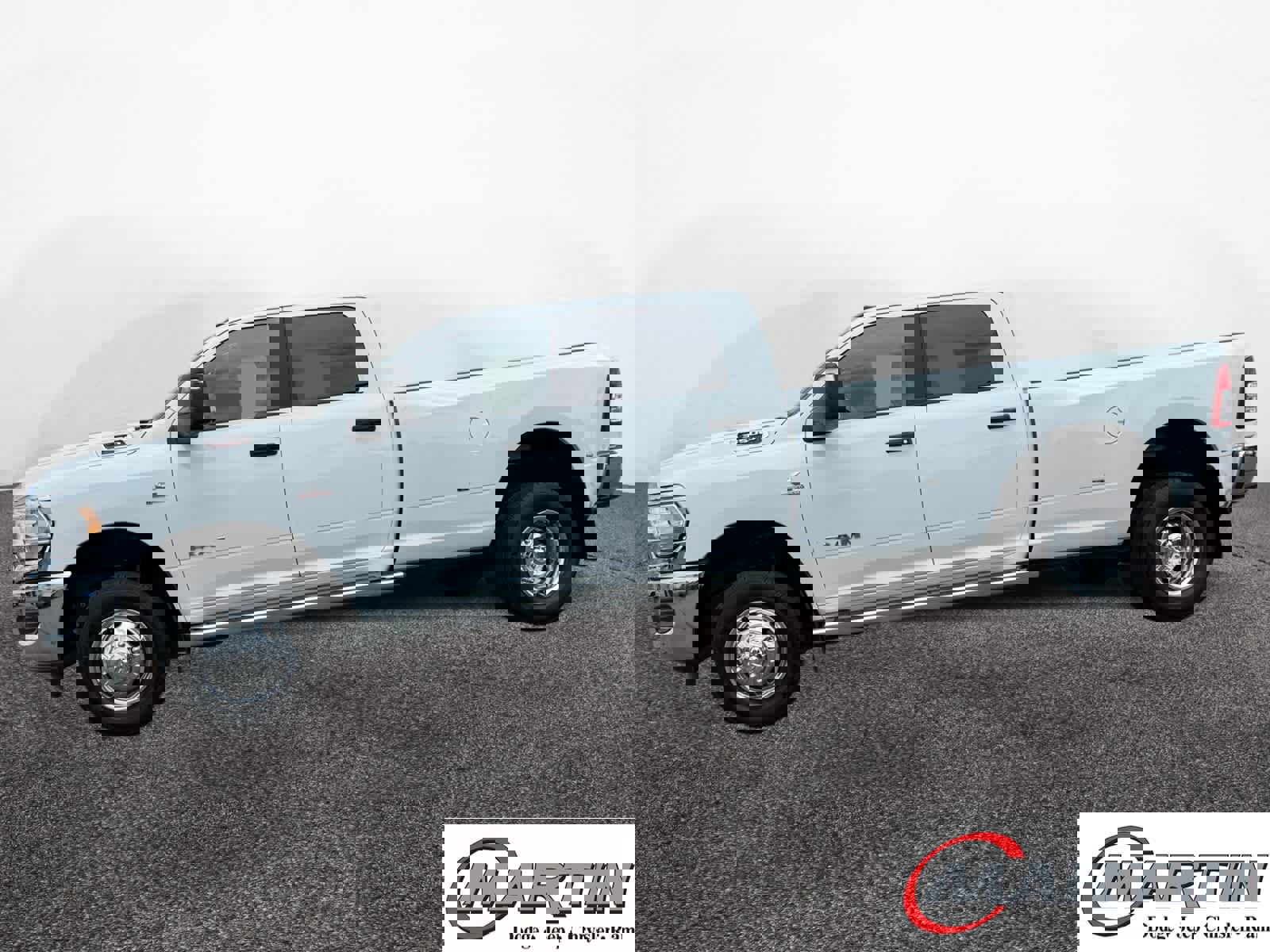 Used 2024 RAM 3500 Big Horn image 2