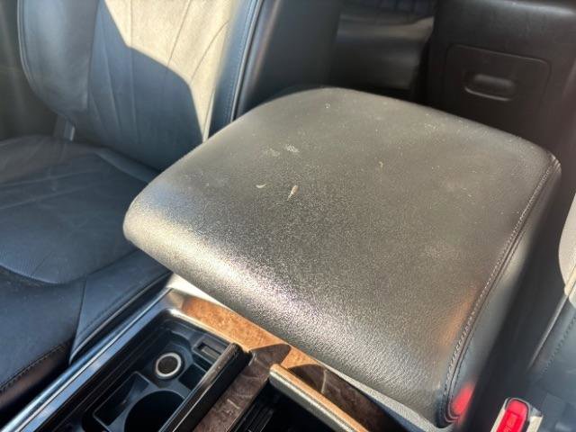 Used 2012 INFINITI QX56 4WD w/ Deluxe Touring Pkg image 29