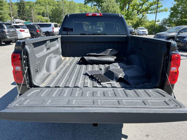 Used 2018 Chevrolet Silverado 1500 LT w/ Midnight Edition AWD/4WD image 21