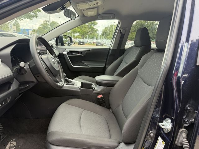 Used 2024 Toyota RAV4 XLE FWD image 24