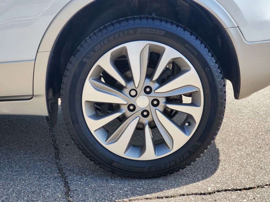 Used 2020 Buick Encore Preferred w/ Safety Package image 5