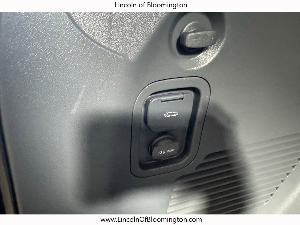 Used 2024 Kia EV9 Land AWD/4WD image 32
