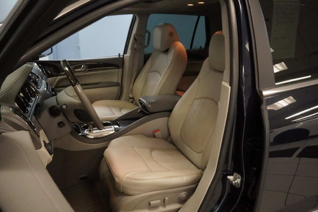 Used 2017 Buick Enclave Premium AWD/4WD image 5