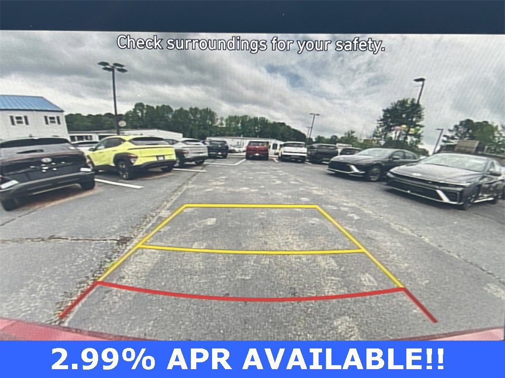 Certified 2025 Hyundai Elantra Limited image 29