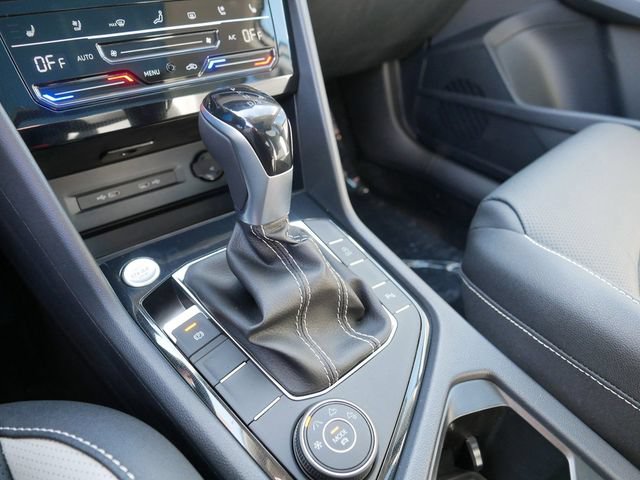 New 2026 Volkswagen Taos SEL AWD/4WD image 11