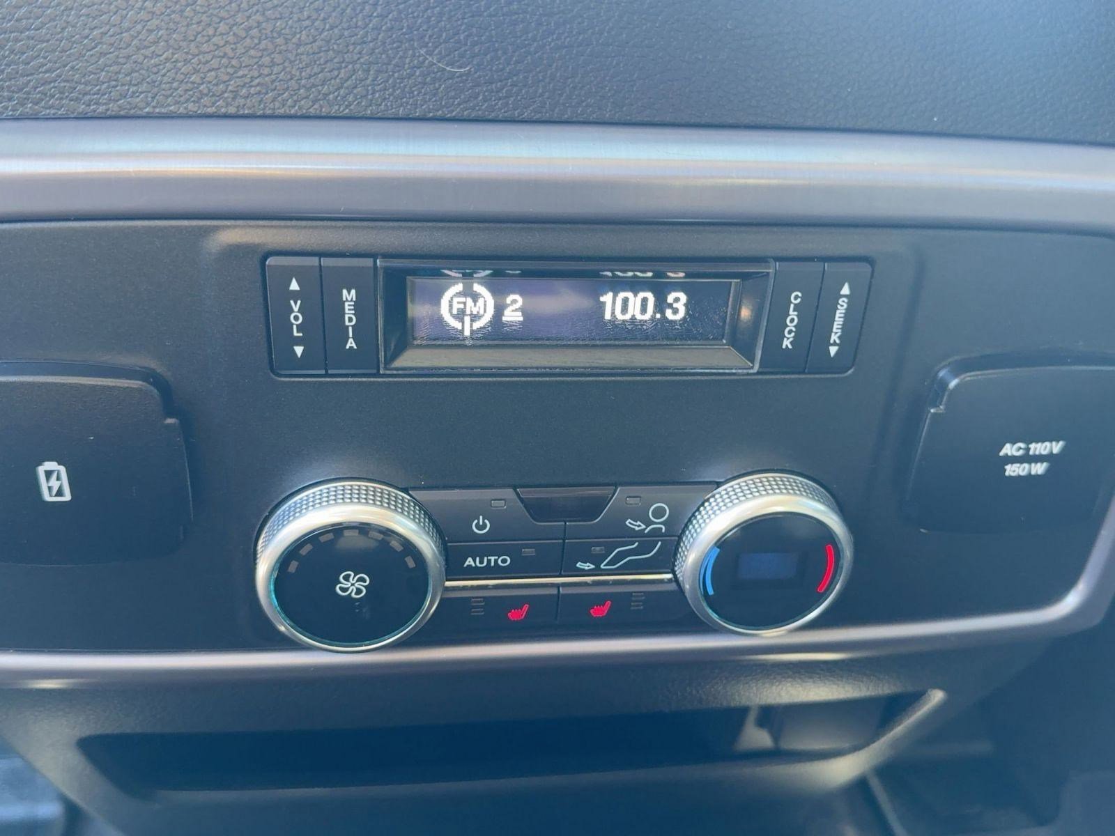 Used 2021 Ford Expedition Platinum image 32