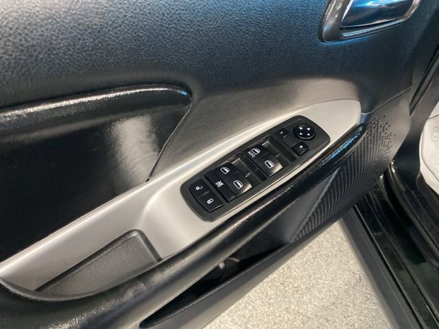 Used 2020 Dodge Journey SE w/ Blacktop Package image 23