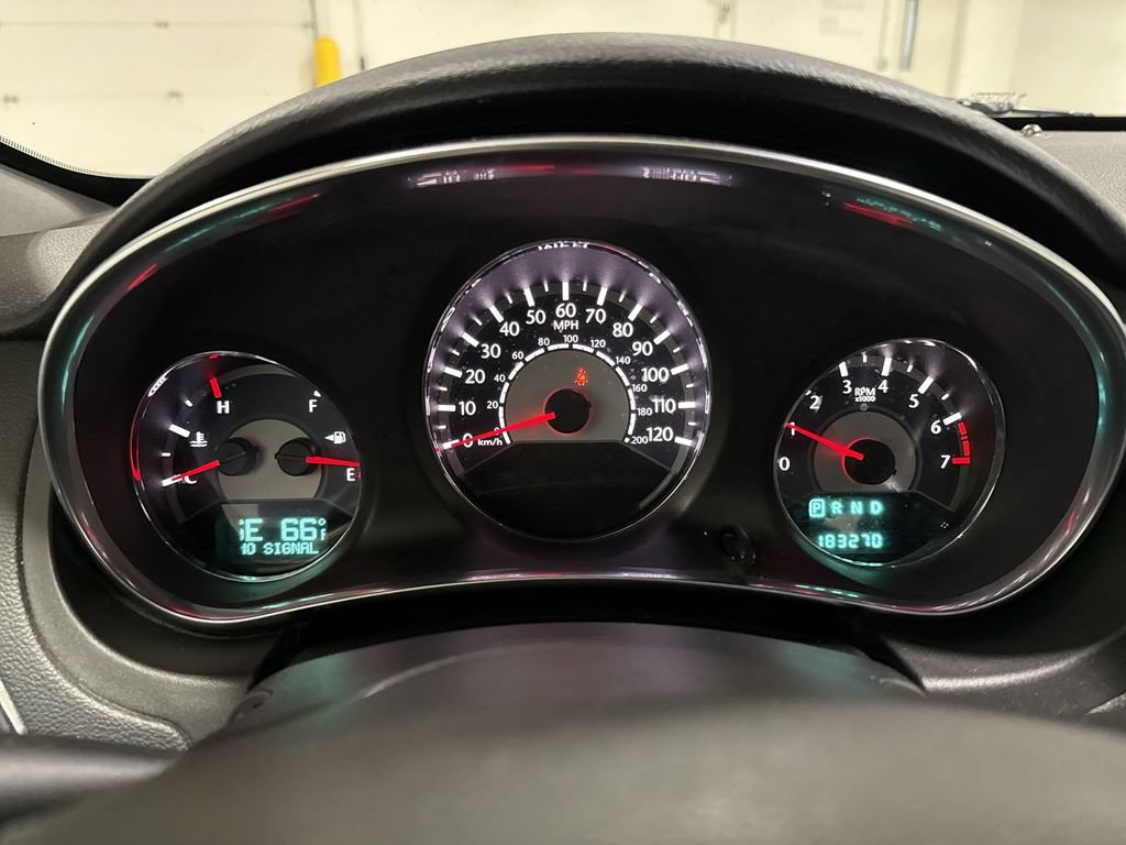Used 2014 Chrysler 200 Limited w/ Sun/Sound Group FWD image 12