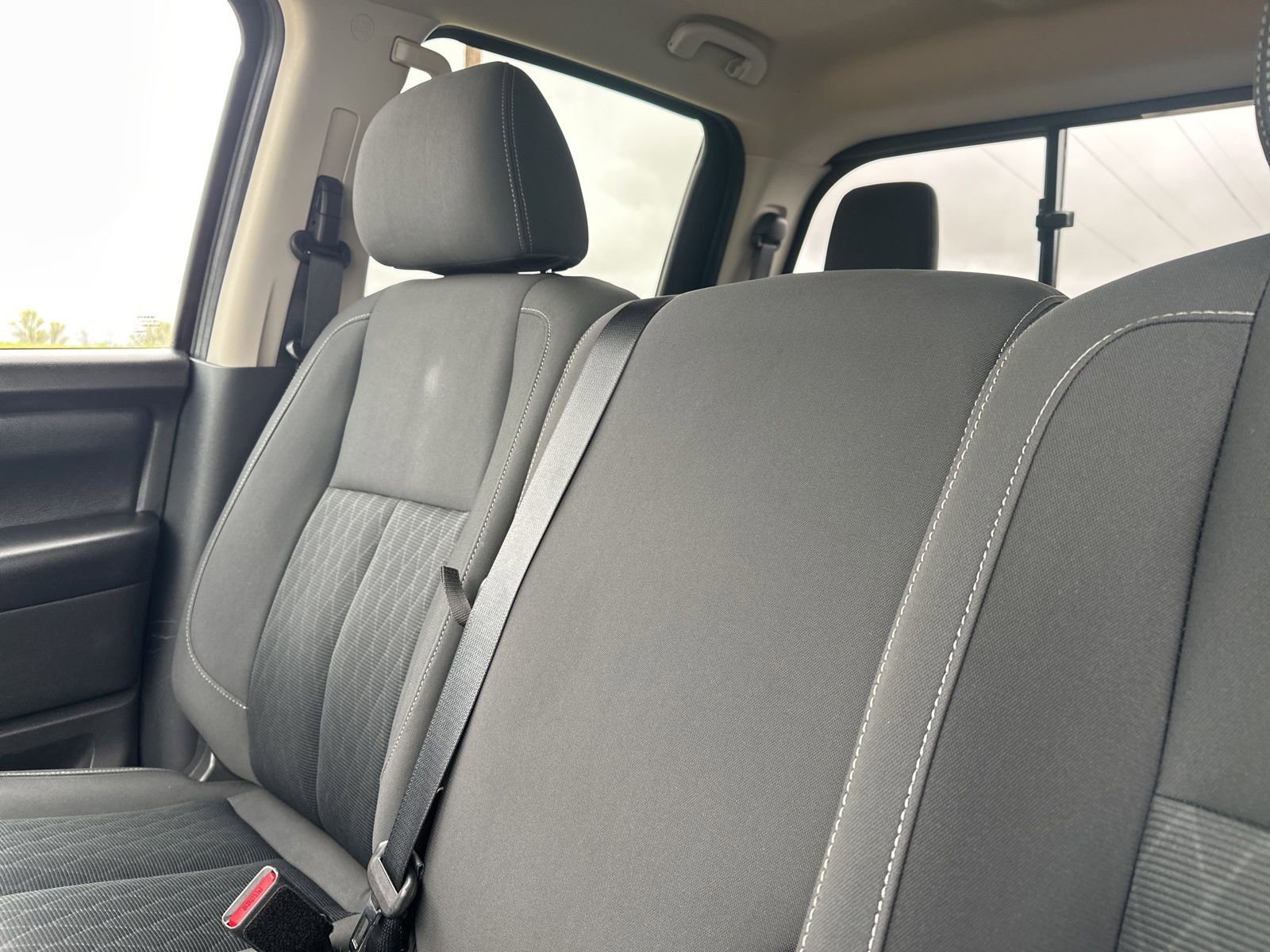 Used 2017 Nissan Titan SV AWD/4WD image 60