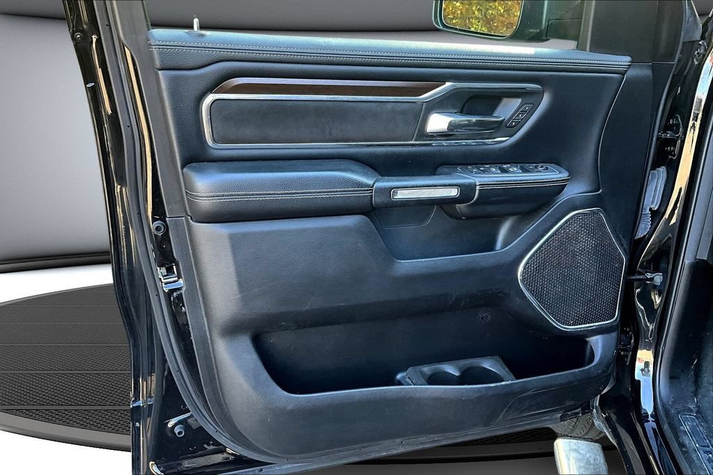 Used 2021 RAM 1500 Laramie AWD/4WD image 11