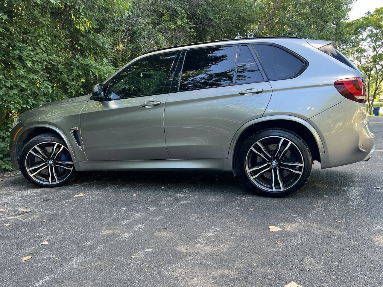 Used 2016 BMW X5 M AWD/4WD image 9