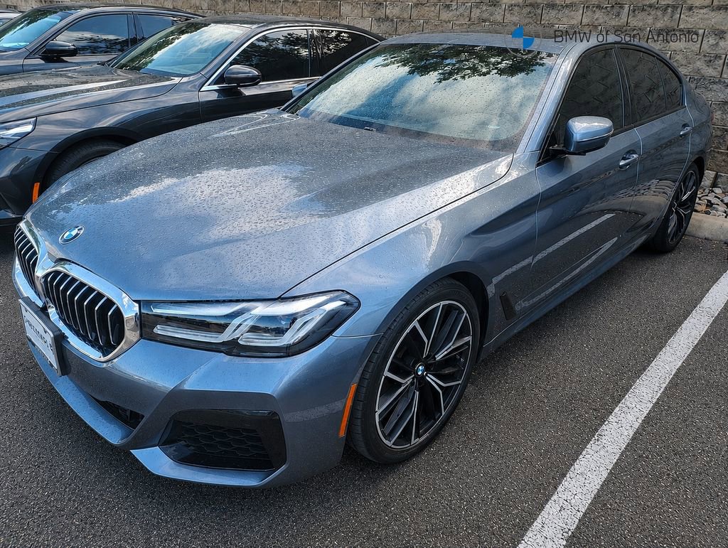 Certified 2022 BMW 540i xDrive AWD/4WD image 1