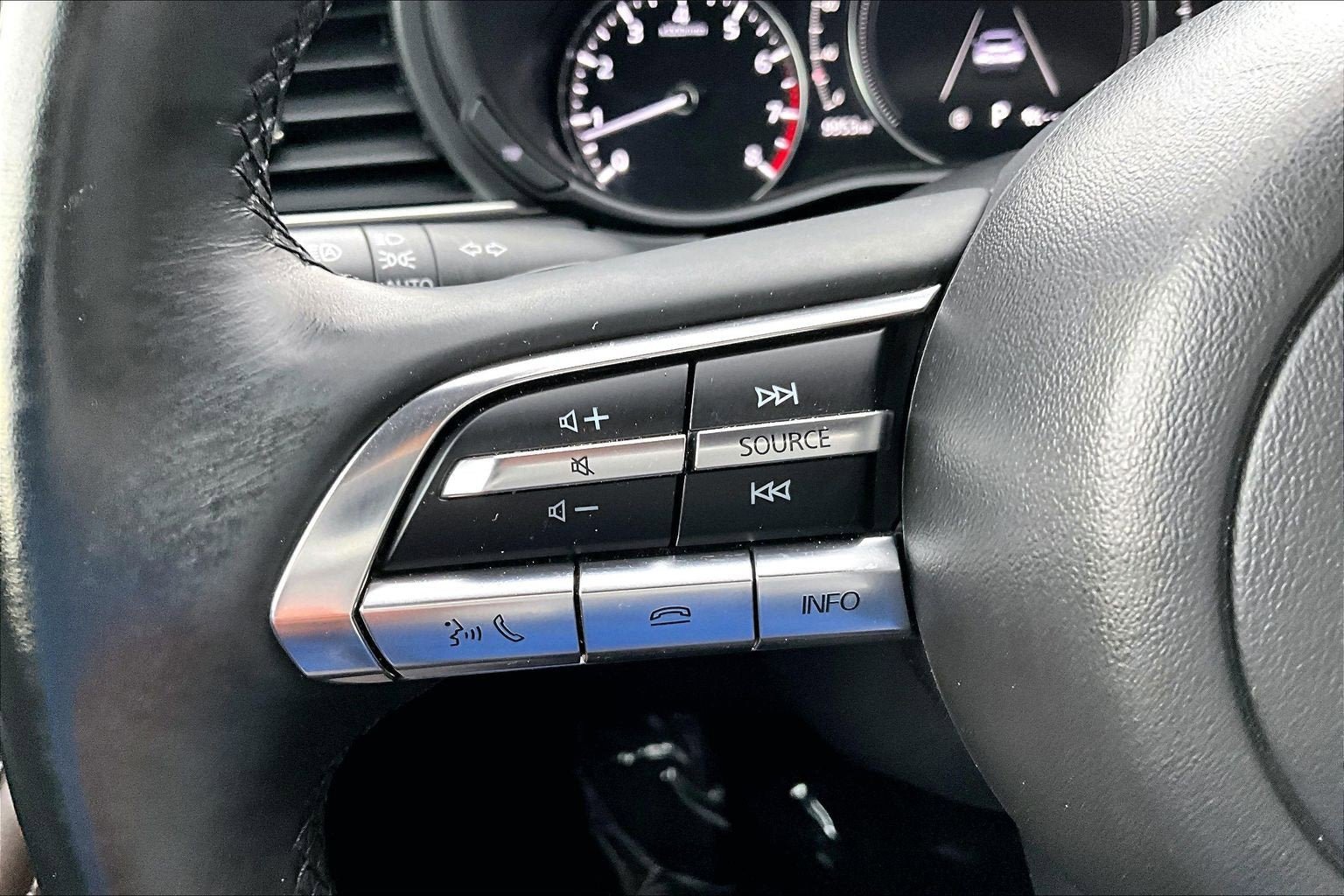 Used 2023 MAZDA CX-30 AWD 2.5 S w/ Premium Package image 16