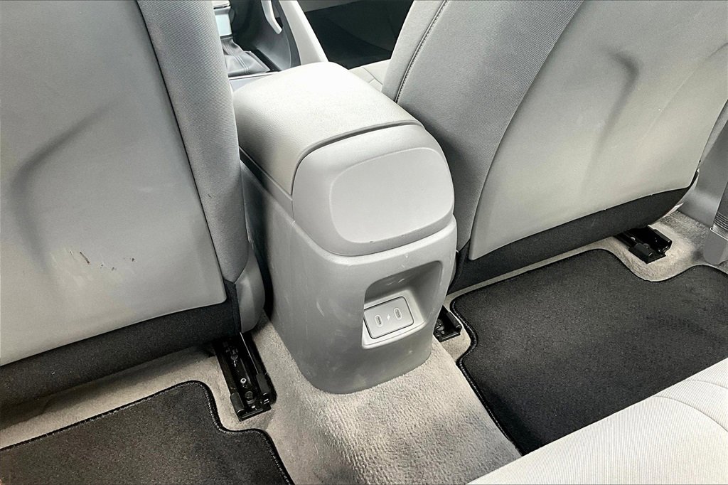 Used 2024 Hyundai Elantra SEL image 33