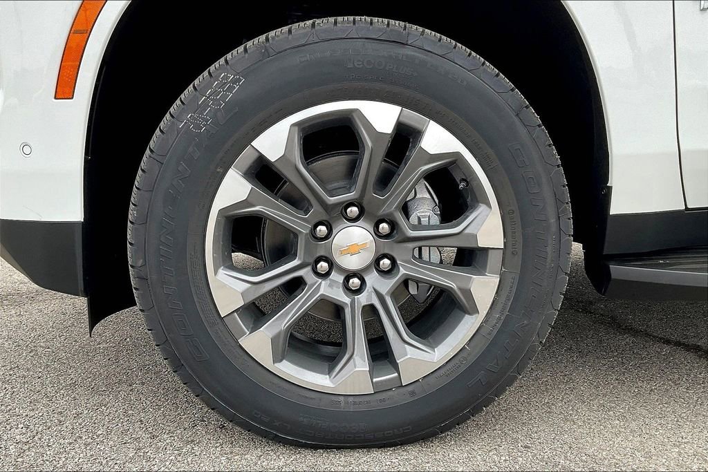 New 2026 Chevrolet Tahoe LS w/ LPO, Dark Essentials Package image 12