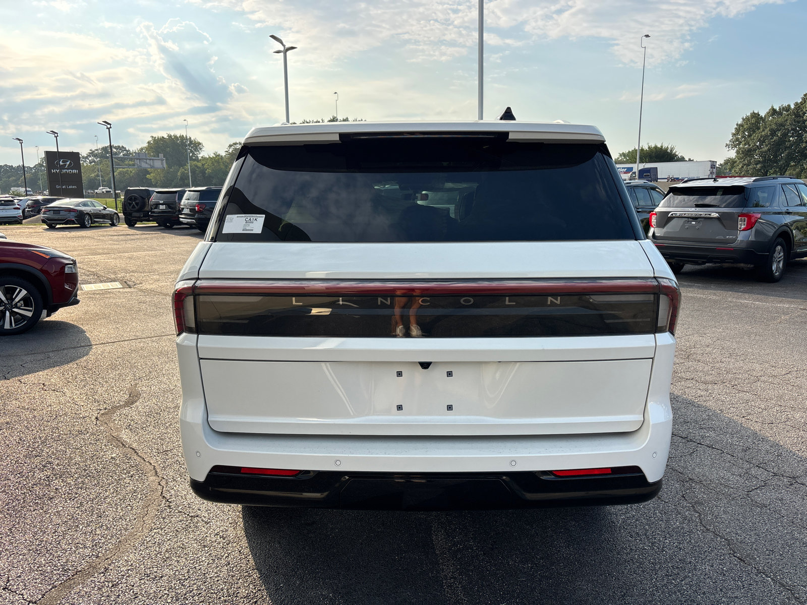 New 2027 Lincoln Navigator Reserve AWD/4WD image 6