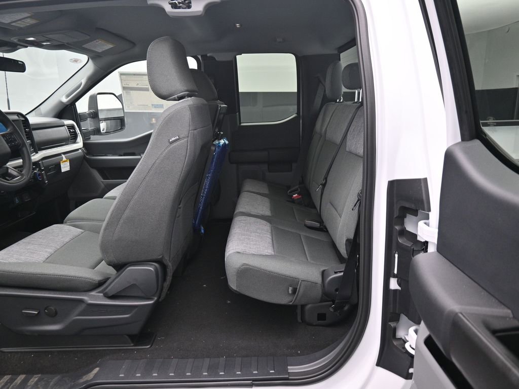 New 2026 Ford F350 XLT image 17