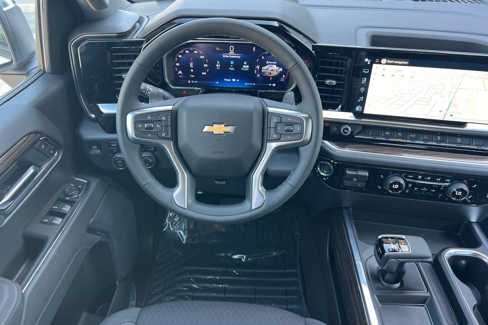 New 2026 Chevrolet Silverado 1500 LT w/ Z71 Off-Road Package AWD/4WD image 16