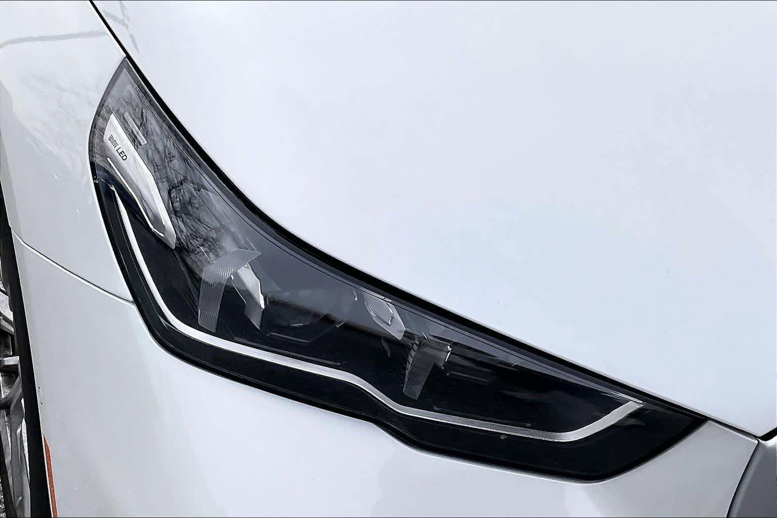 Used 2025 BMW 530i xDrive AWD/4WD image 28