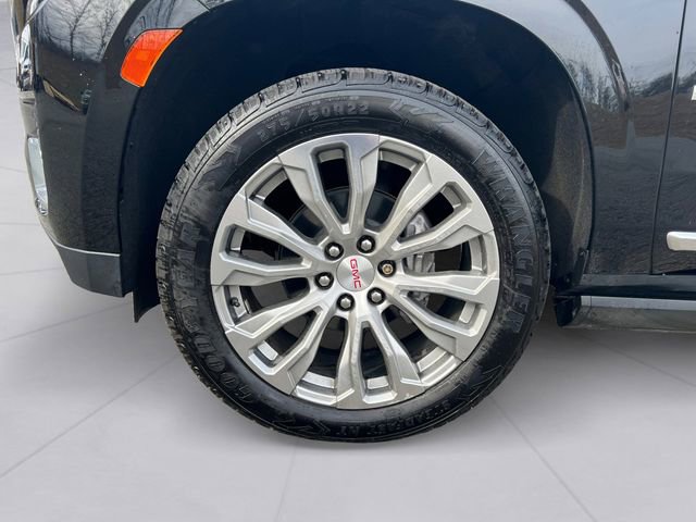 Used 2022 GMC Yukon XL Denali image 9