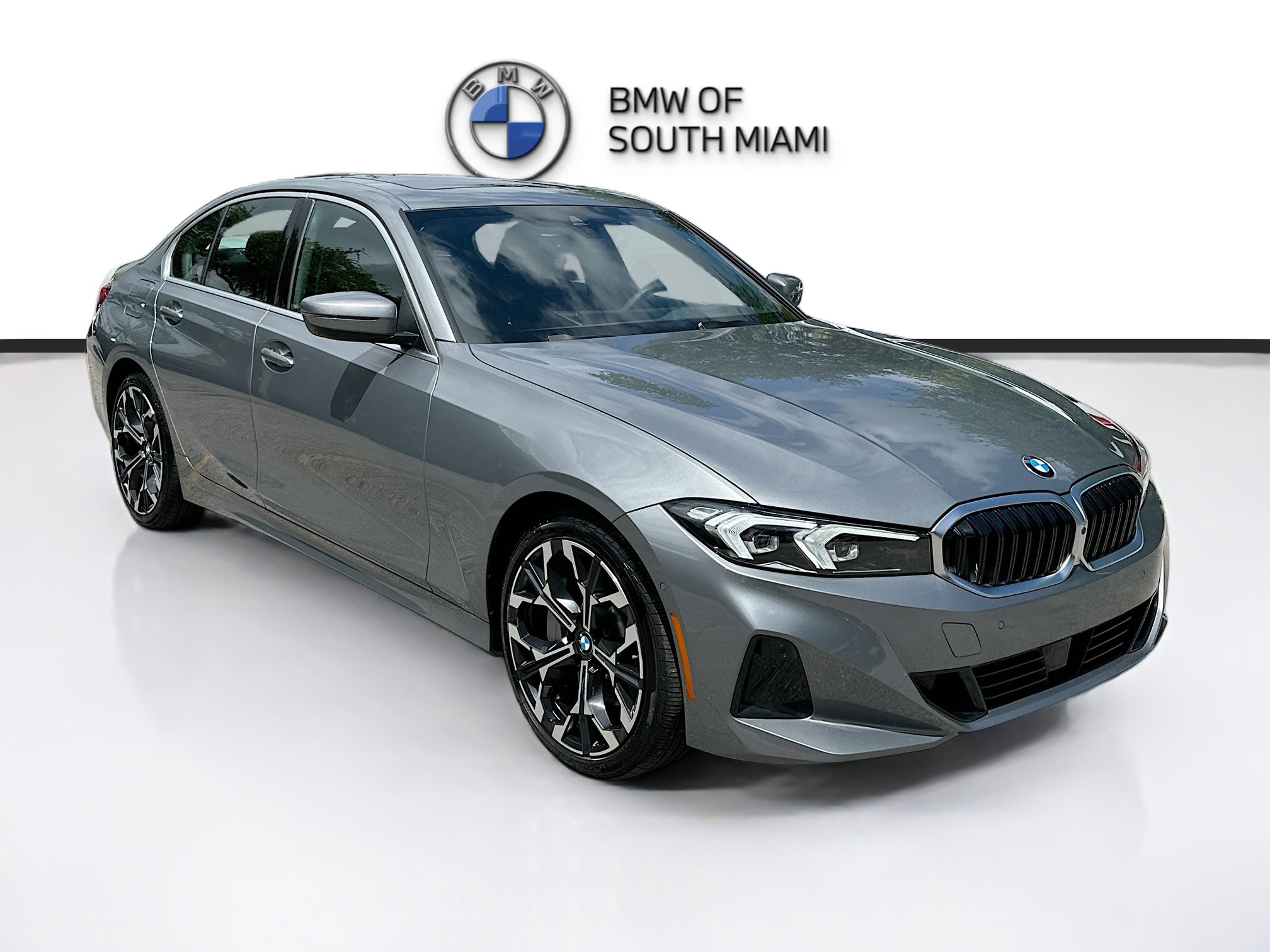 Used 2025 BMW 330i Sedan RWD image 1