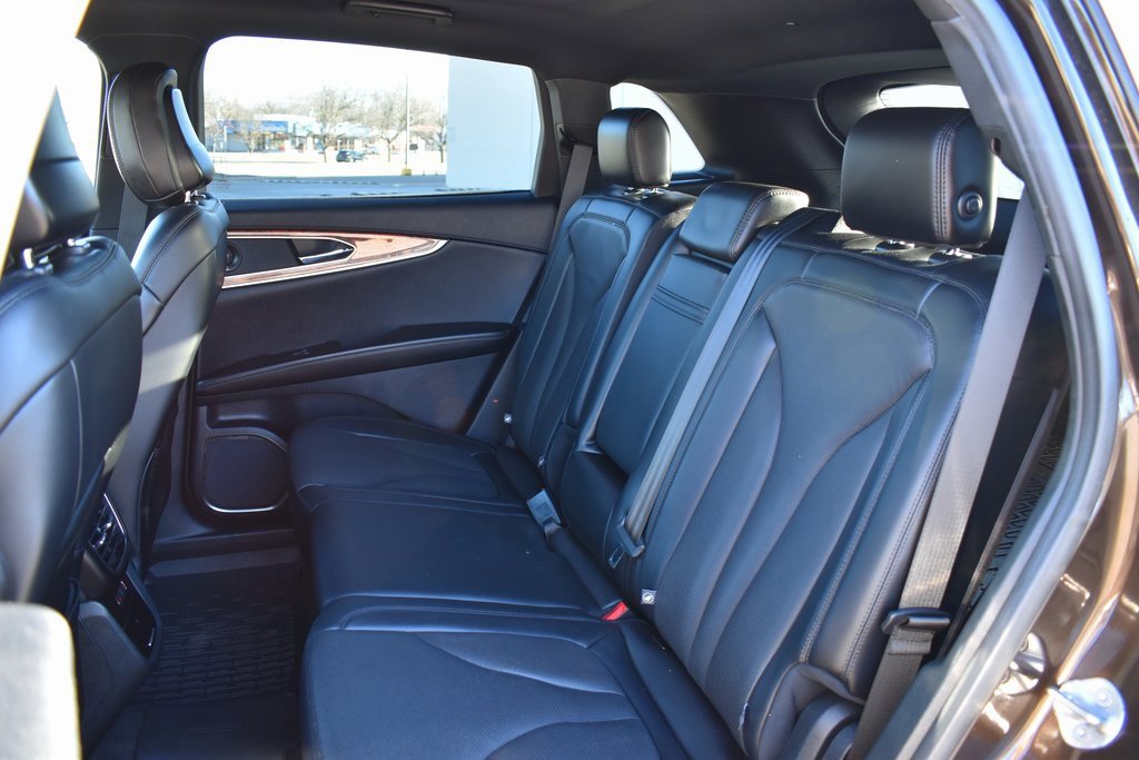 Used 2020 Lincoln Nautilus Reserve image 7