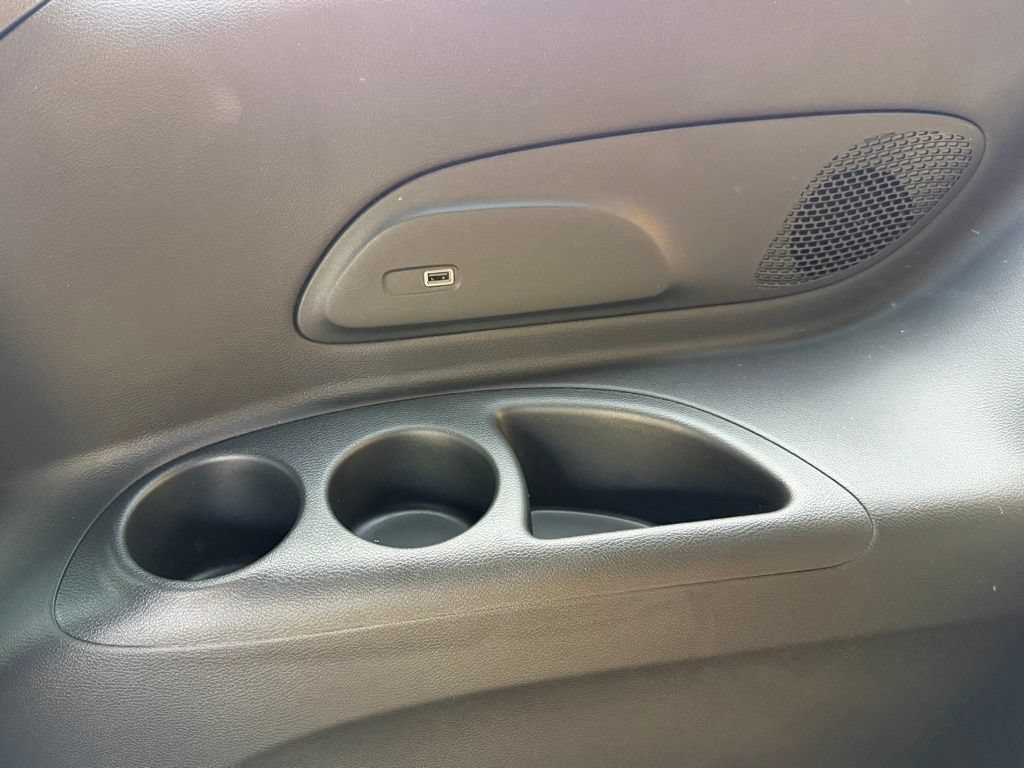 New 2026 Chrysler Pacifica Limited w/ S Appearance Package FWD image 30