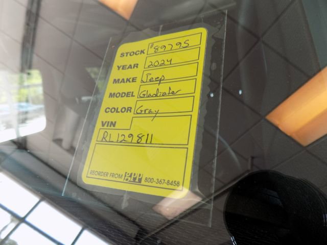 Certified 2024 Jeep Gladiator Sport AWD/4WD image 38