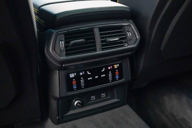 Used 2022 Lamborghini Urus image 71