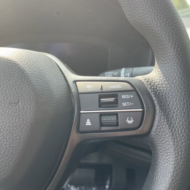 Used 2023 Honda Accord EX image 11