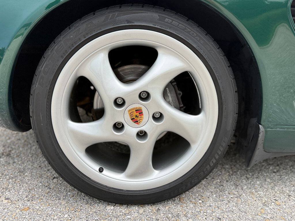 Used 2001 Porsche Boxster RWD image 49